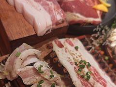 -轻烧烤肉(光谷步行街店)