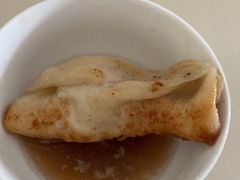 -黄阿姨锅贴大王(万航渡路店)