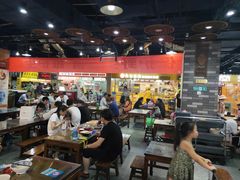 大堂-食上东新街美食街区(民乐新都会店)