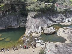 -燕子河大峡谷天坑仙境