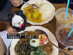 -CowCow其其·牛杂咖啡公司(六运店)