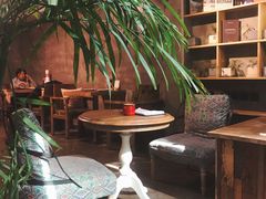 大堂-HIGH FIVE哈福手工汉堡(桂林路店)