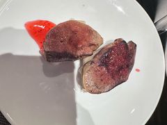 -大中华希尔顿酒店-念自助餐·嗨啤·小龙虾