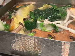 -左庭右院鲜牛肉火锅黑金店(陆家嘴中心店)