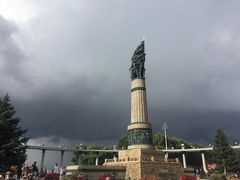 -人民防洪胜利纪念塔