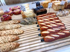 -焙丽拾光(麦凯乐直营店)