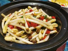 -孔雀裡融合餐厅