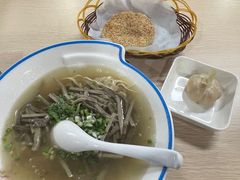 -刘记羊汤·烧饼夹肘子