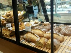 -Dough&Joe团憩(瑞虹天地月亮湾店)