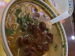 -金杨拉面王小吃面馆·牛三宝面·红烧牛肉粉