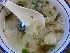 鲜肉小馄饨-景芳周大姐(国大城市广场店)