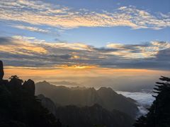 -黄山光明顶山庄
