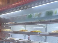 -哈尔滨小酒馆·鲜肉现穿自助烧烤(康新花园店)