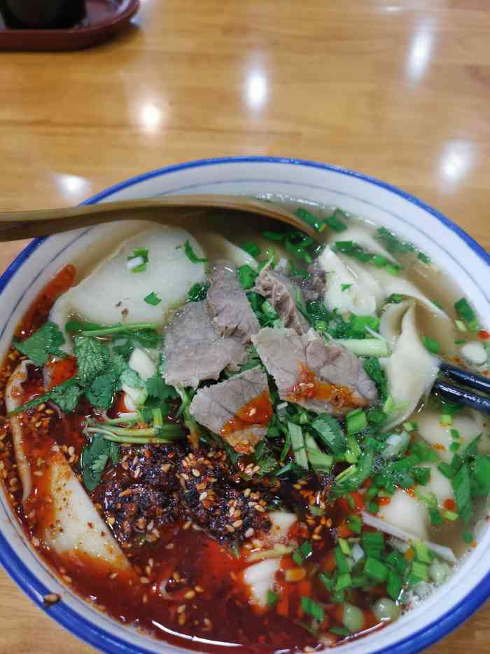 西北楼牛肉面(教场口街店)-"量大,味道也不错.