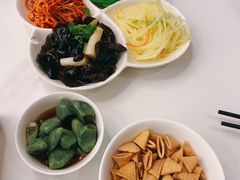 -东方饺子王(新奥购物中心店)
