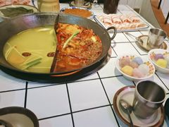 -巴卤社老火锅(财富店)