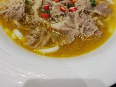 酸汤肥牛-王府井酒店(金桥港湾店)