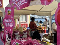 -百年港湾奥特莱斯(香炉礁店)
