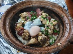 腊肠排骨煲仔饭-红星光发煲仔饭(大石街店)