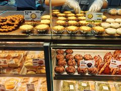-鲍师傅糕点(江苏路店)