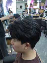 -藤野造型烫染·漂发