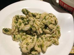 香椿核桃仁-旺顺阁鱼头泡饼(常营店)