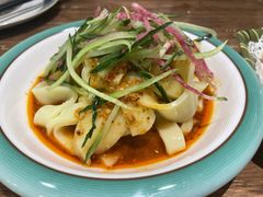 石河子的凉皮-清真·玛丽亚新疆菜主题餐厅(浙江中路店)