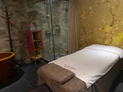 -时尚殿堂·颜SPA