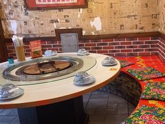 -人民公社铁锅炖·东北菜(卫国道店)