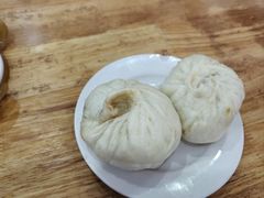 -胡成记口蘑龙眼包子(盐道街店)