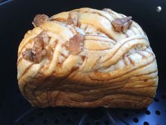 枫糖核桃吐司-爱纶蛋糕(山东路店)