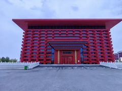 -霍尔果斯国门景区