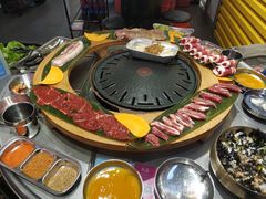 烤肉呼啦圈-玄希浪漫厨房·韩料烤肉(湖滨银泰in77店)