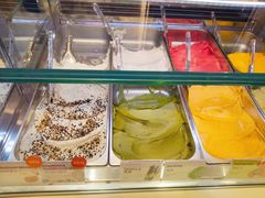 -VENCHI 闻绮(上海佛罗伦萨小镇店)