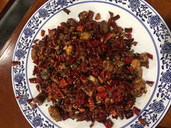 -黄桷树曹家私房菜(江与城店)