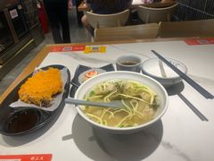 -馋三尺蟹粉小笼(人民广场店)