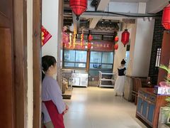 -唐师傅湘西名菜馆(武陵路店)