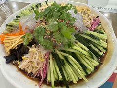 五彩拉皮-海兰江石锅饭(水上店)