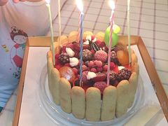 夏洛特之吻冰淇淋蛋糕-哈根达斯(青岛海信店)