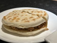 素肉夹馍老油茶-安多素食(广仁寺路店)