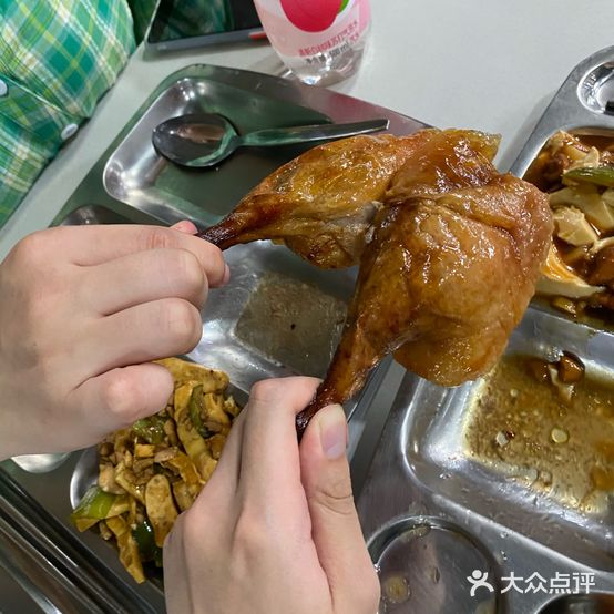 龙腾餐厅