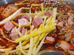 -小饕荟雅安贡椒鱼鲜馆(广福桥店)