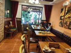 -泰堤坊(淡水体育馆店)