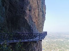 -玻璃桥景区石牛寨
