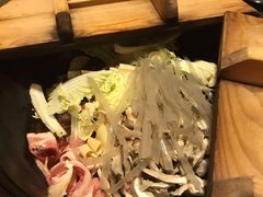-农家铁锅炖(太阳沟店)
