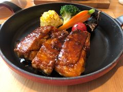 脆皮蜜汁鸡排-香樟花园法式铁板烧(恒隆广场店)