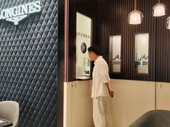 -王府井百货(中州中路店)