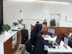 -上海宝信宝马4S店