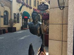 -鲁邦国际风情街(麦世达韩国精品百货店)