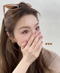 -十六番发型师事务所